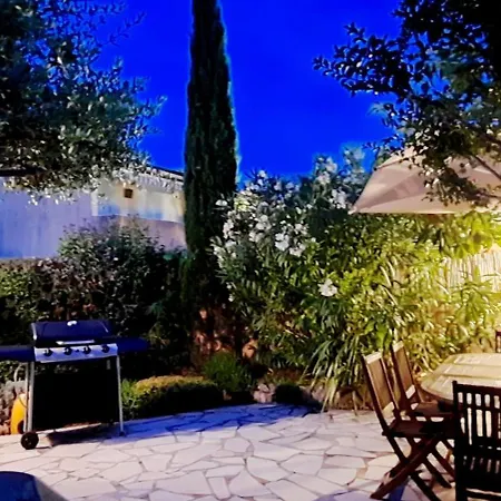 Le Mazet Du Soleil D'or A 300m Nartelle * Sainte-Maxime