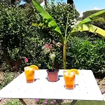 Сasa de vacaciones Le Mazet Du Soleil D'or A 300m Nartelle Sainte-Maxime