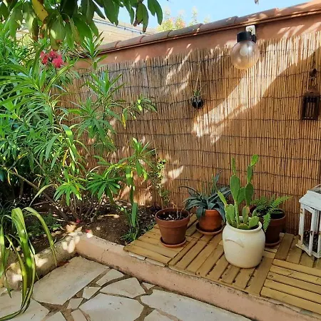 Le Mazet Du Soleil D'or A 300m Nartelle