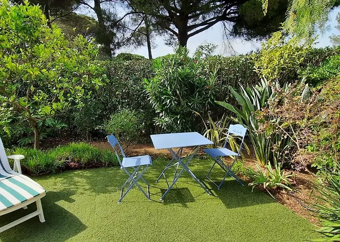 Le Mazet Du Soleil D'or A 300m Nartelle Сент-Максим